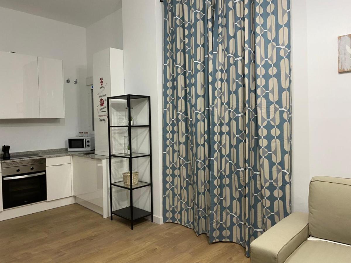 Appartement Aluche Aparment C à Madrid Extérieur photo