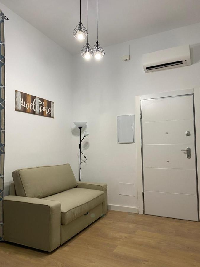 Appartement Aluche Aparment C à Madrid Extérieur photo