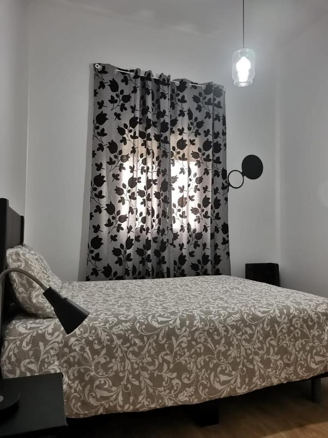 Appartement Aluche Aparment C à Madrid Extérieur photo