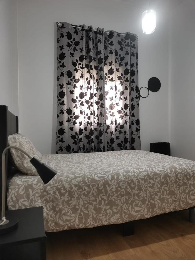 Appartement Aluche Aparment C à Madrid Extérieur photo